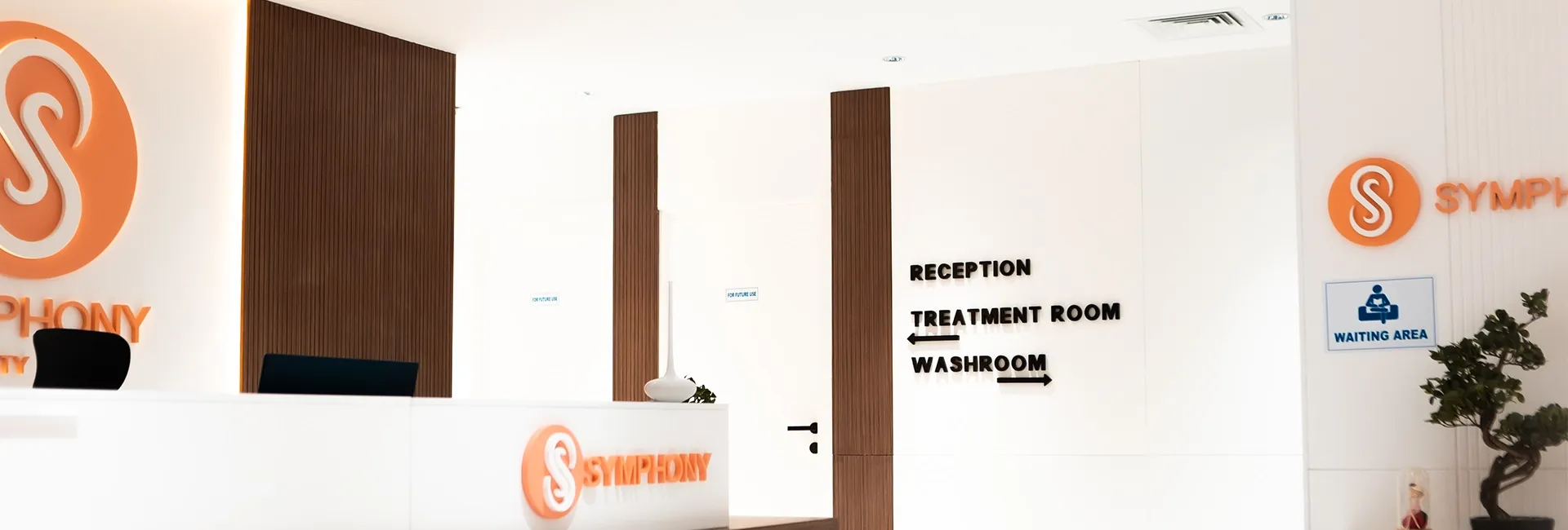 Symphony Clinic reception