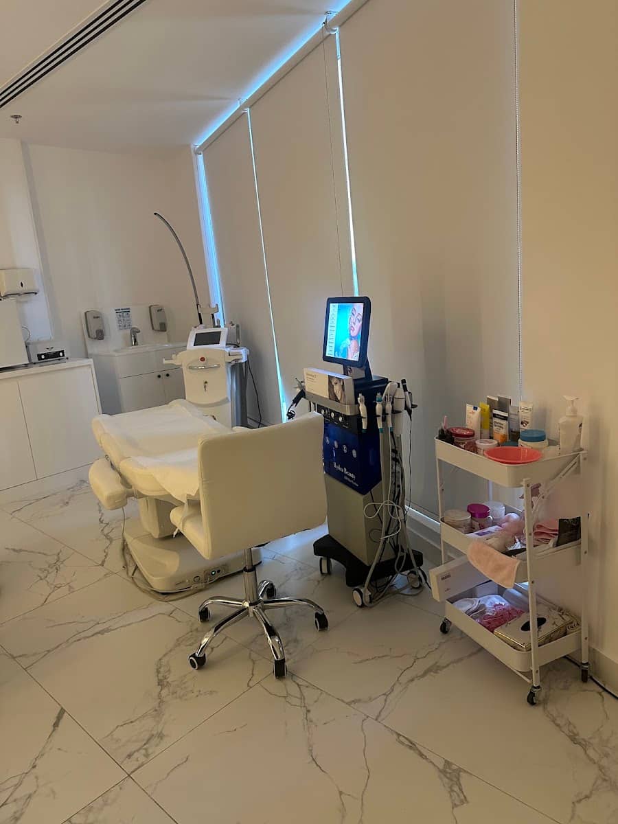 Photo 1 shared by Ghazal Masoumi